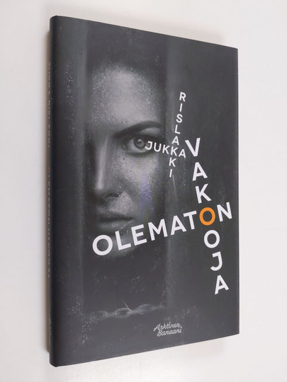 Jukka Rislakki : Olematon vakooja