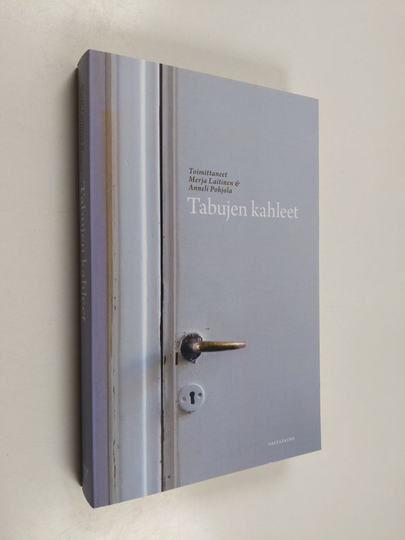 Tabujen kahleet