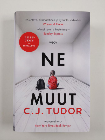 C. J. Tudor : Ne muut