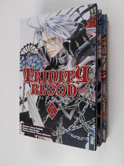 Kiyo Kyujyo : Trinity Blood 1-3