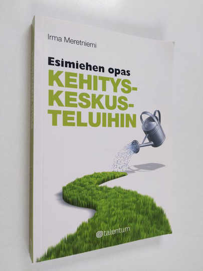 Irma Meretniemi : Esimiehen opas kehityskeskusteluihin