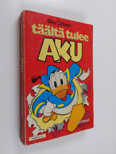 Walt Disney : Täältä tulee Aku