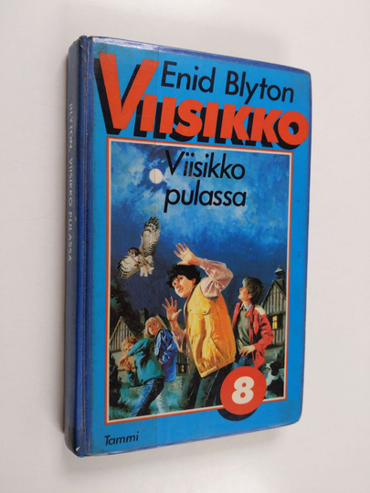 Enid Blyton : Viisikko pulassa
