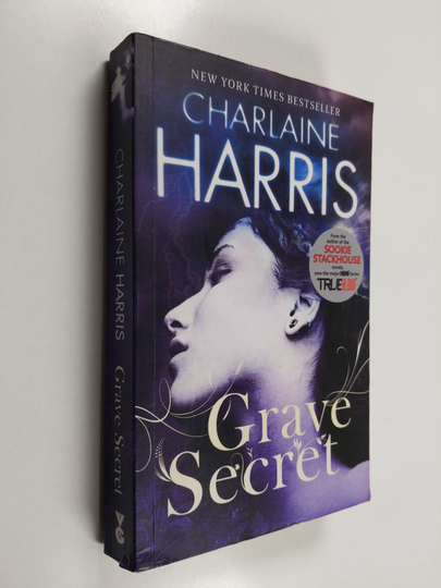 Charlaine Harris ym. : Grave Secret