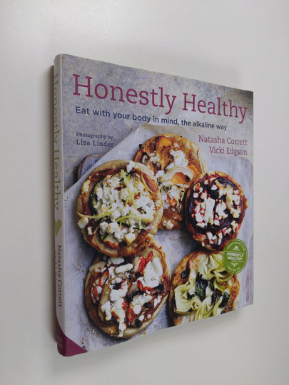 Vicki Edgson ym. : Honestly Healthy - Eat with your body in mind, the alkaline way