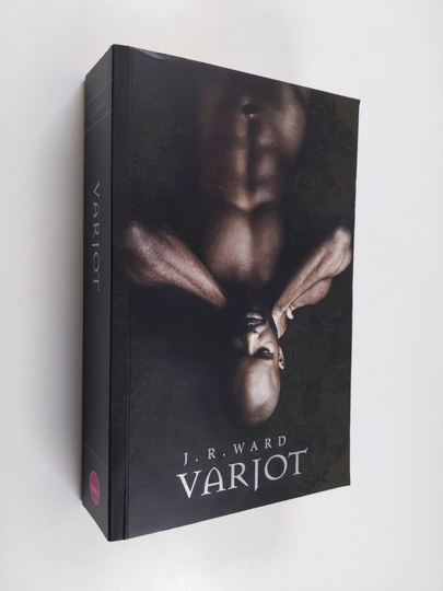 J. R. Ward : Varjot