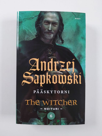 Andrzej Sapkowski : Pääskytorni