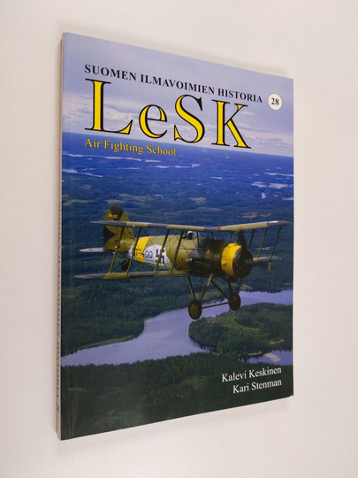 Kalevi Keskinen : Suomen ilmavoimien historia, 28 - LeSK : T-LLv 17, T-LLv 25, T-LLv 29, T-LLv 35, T-LLv 39
