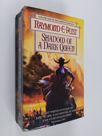 Raymond E Feist : Shadow of a Dark Queen