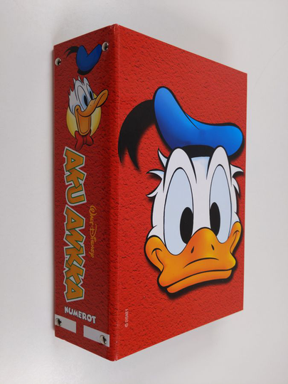 Walt Disney : Aku Ankka 2008 (nrot 31-36, 38, 40, 42, 46 - 52, 51B) ; Aku Ankka Extra 2006 (nrot 8-10, 12, 16) ; Aku Ankka 2009 (nrot 1-3, 5)