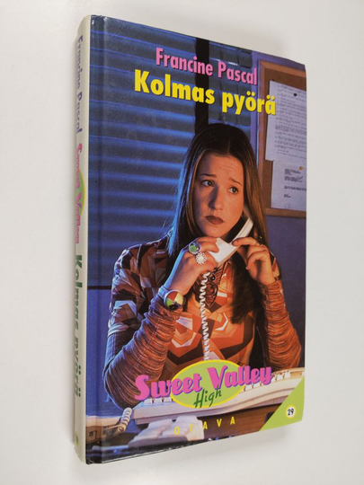 Kate William : Kolmas pyörä