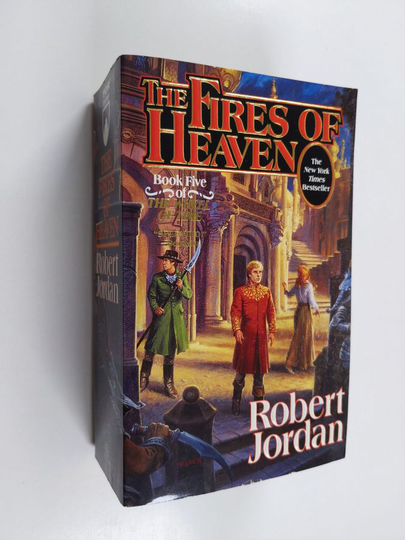 Robert Jordan : The Fires of Heaven - Book Five of 'The Wheel of Time'