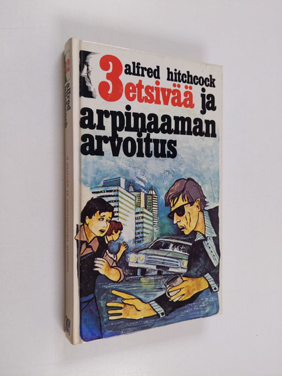 M. V. Carey : 3 etsivää ja arpinaaman arvoitus