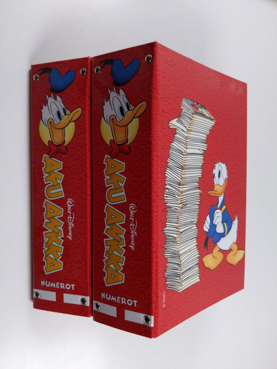 Walt Disney : Aku Ankka vuosikerta 2002