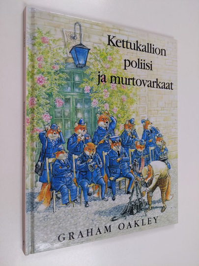 Graham Oakley : Kettukallion poliisi ja kummitus