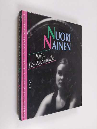 Sabine Schwabenthan : Nuori nainen : kirja 12-16-vuotiaille
