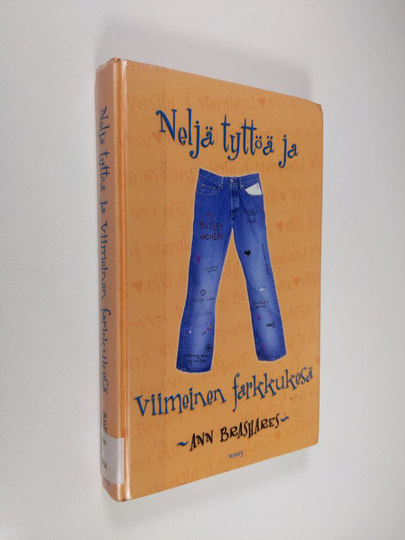 Ann Brashares : Neljä tyttöä ja viimeinen farkkukesä