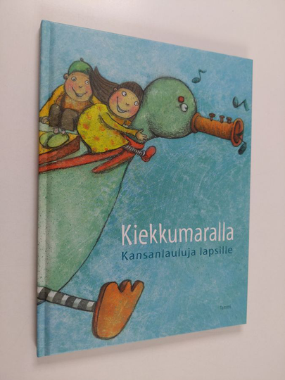 Kiekkumaralla kansanlauluja lapsille