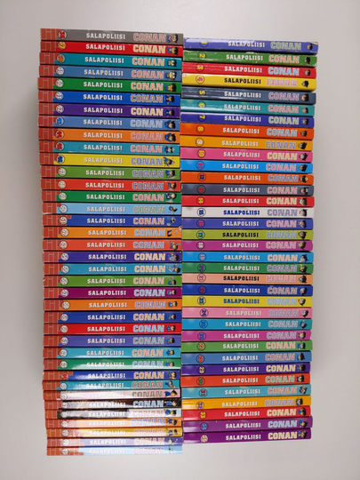 Gosho Aoyama : Salapoliisi Conan 1-73 (puuttuu osa 71)