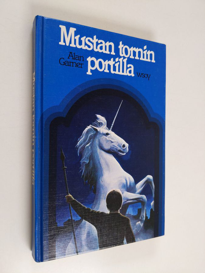 Alan Garner : Mustan tornin portilla