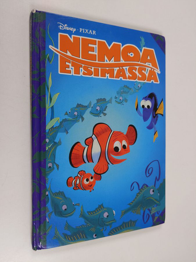 Essi Lankinen (suom.) : Nemoa etsimässä