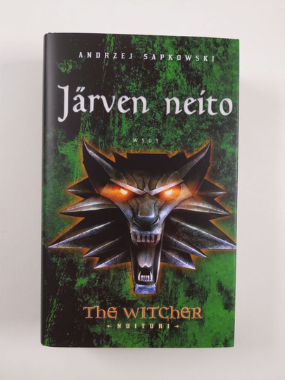 Andrzej Sapkowski : Järven neito