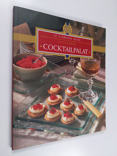 Kay Halsey (toim.) : Cocktailpalat