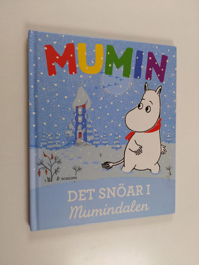 Det snöar i Mumindalen