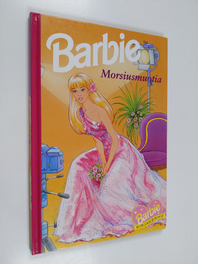 Barbie : morsiusmuotia