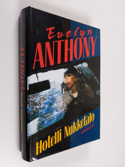 Evelyn Anthony : Hotelli Nukketalo