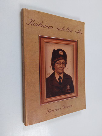 Katariina Turunen : Kaikuvien askelten aika