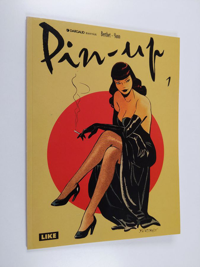 Elie Berthet : Pin-up 1