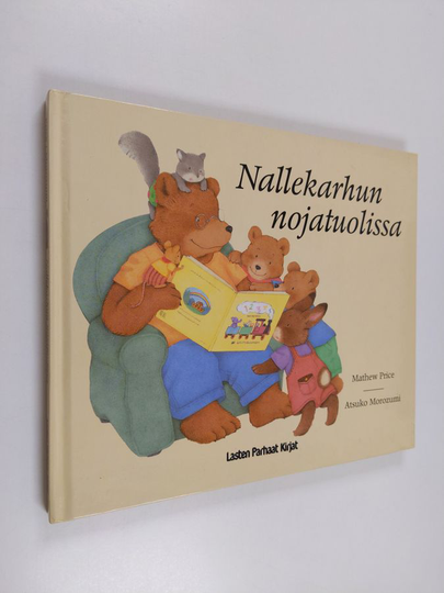 Mathew Price : Nallekarhun nojatuolissa