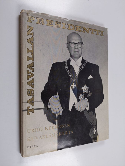 Kustaa Vilkuna : Tasavallan presidentti : Urho Kekkosen kuva-elämäkerta