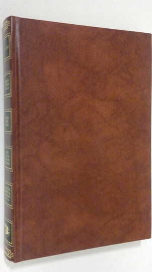 Kirjavaliot : Perrault, E. G. : Kohtaus aluevesirajalla ; Eckert, Allan, W. : Haukkamäen poika ; Rickett, Frances ja McGraw, Steven : Niin kauan kuin