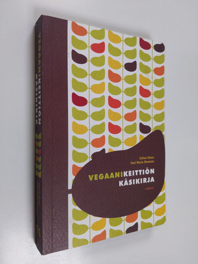Celine Steen : Vegaanikeittiön käsikirja