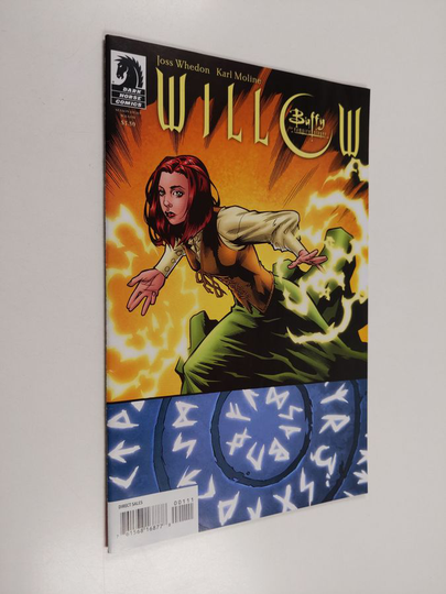 Joss Whedon ym. : Buffy the Vampire Slayer - Willow (Buffy the Vampire Slayer - Season 8 Comics)