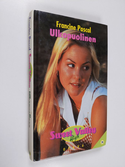 Kate William : Ulkopuolinen