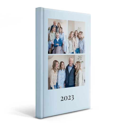 Vuosikalenteri omalla painatuksella 2023