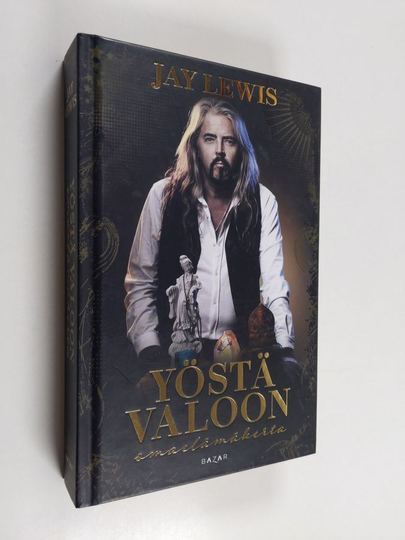Jukka Lewis : Yöstä valoon : omaelämäkerta