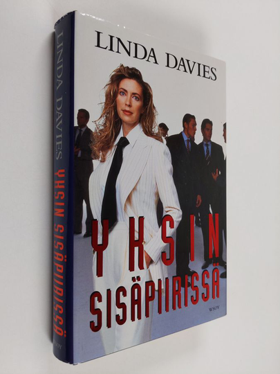 Linda Davies : Yksin sisäpiirissä