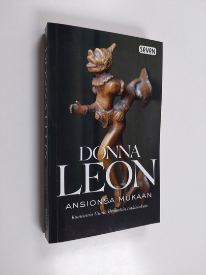Donna Leon : Ansionsa mukaan