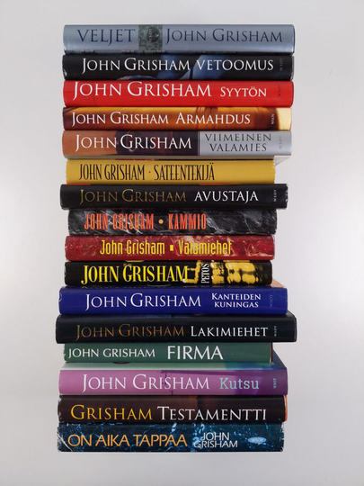 John Grisham : Grisham-paketti (16 kirjaa) : Pelikaanimuistio ; Firma ; Viimeinen valamies ; Kammio ; Valamiehet ; Sateentekijä ; Päämies ; Kutsu ...