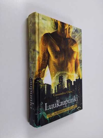 Cassandra Clare : Luukaupunki