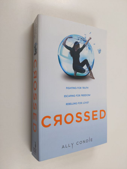 Allyson Braithwaite Condie : Crossed