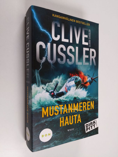 Clive Cussler : Mustanmeren hauta