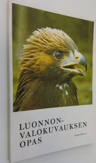 Pekka Nisula (toim.) : Luonnonkuvauksen opas